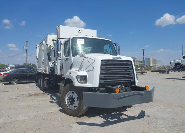 2014 FREIGHTLINER 108SD
