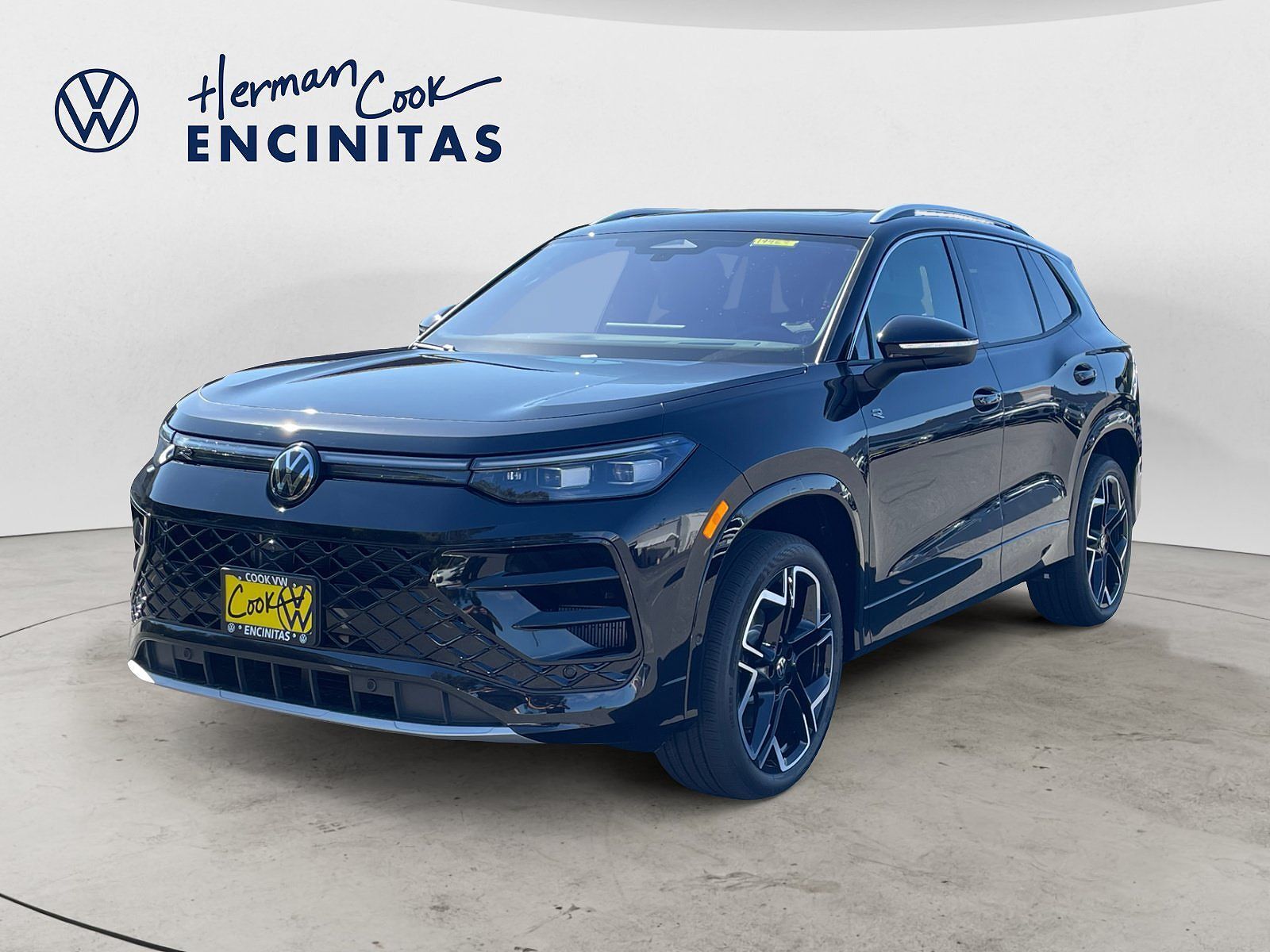 2026 VOLKSWAGEN Tiguan