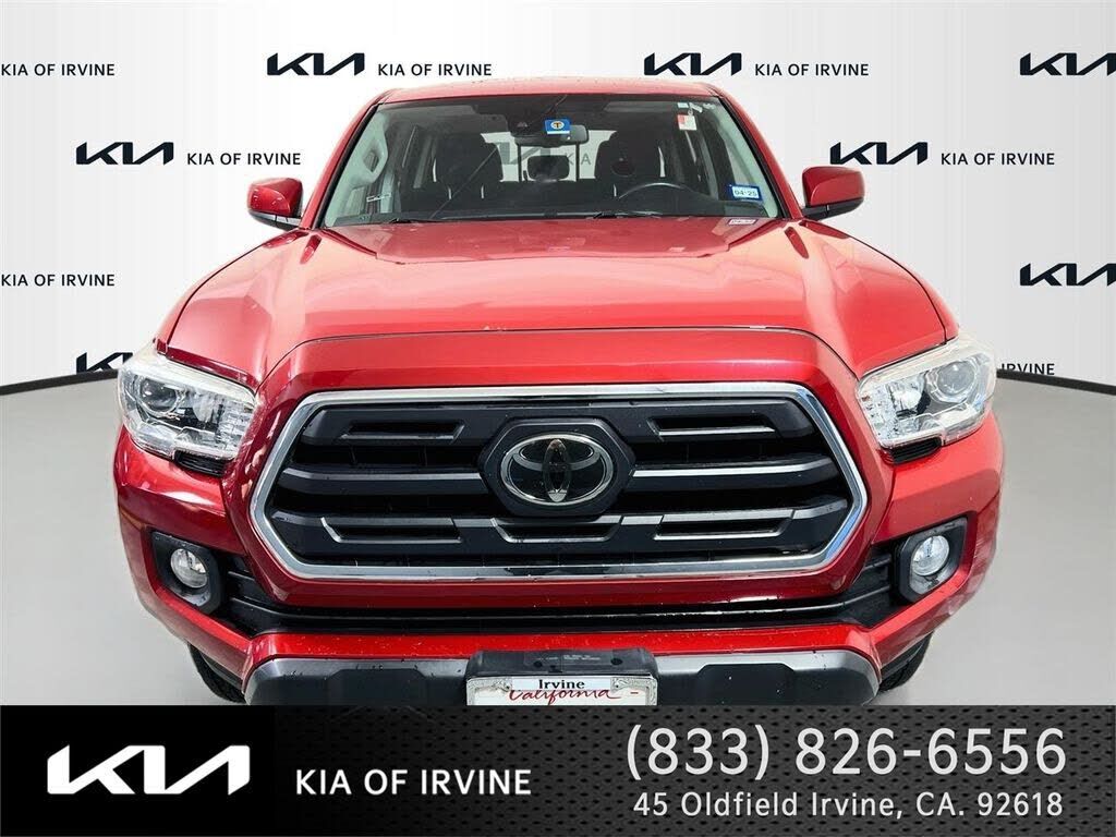 2018 TOYOTA Tacoma