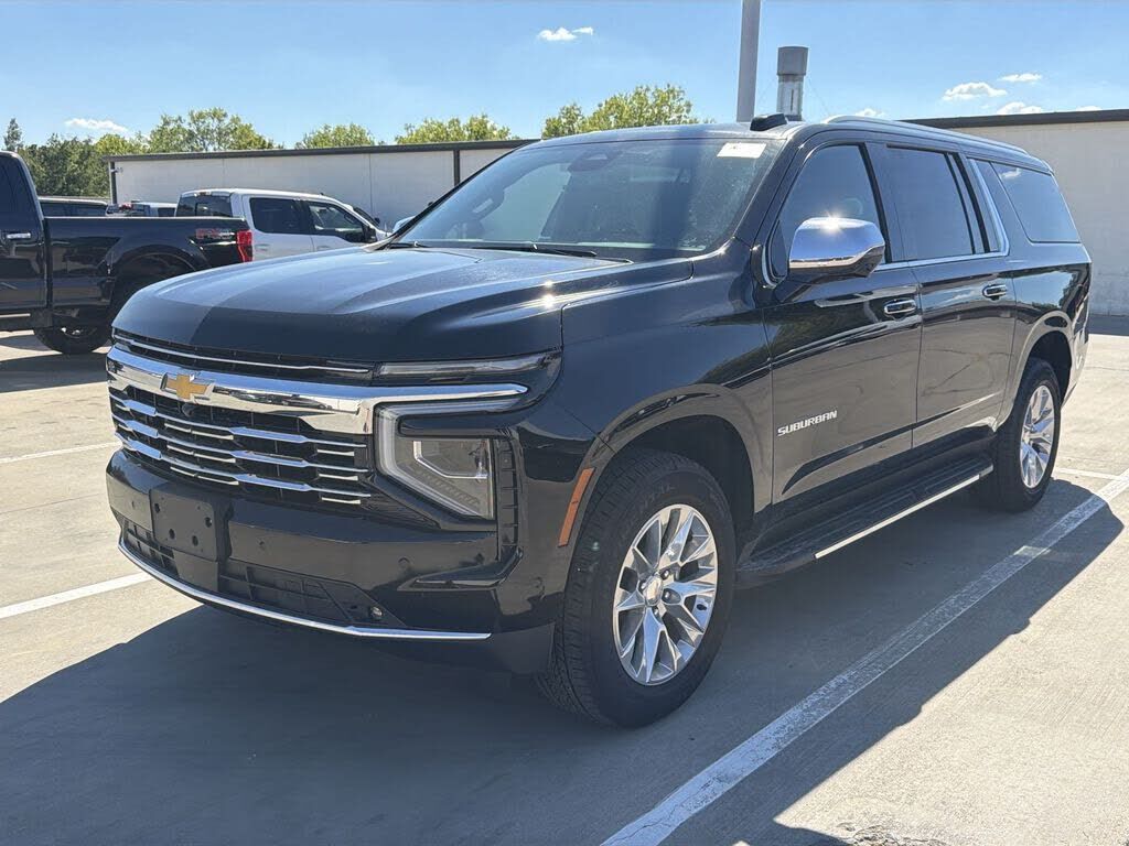 2026 CHEVROLET Suburban
