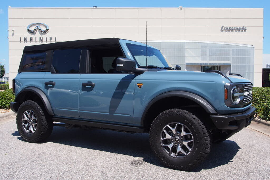2023 FORD Bronco
