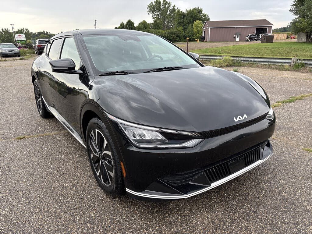 2023 KIA EV6
