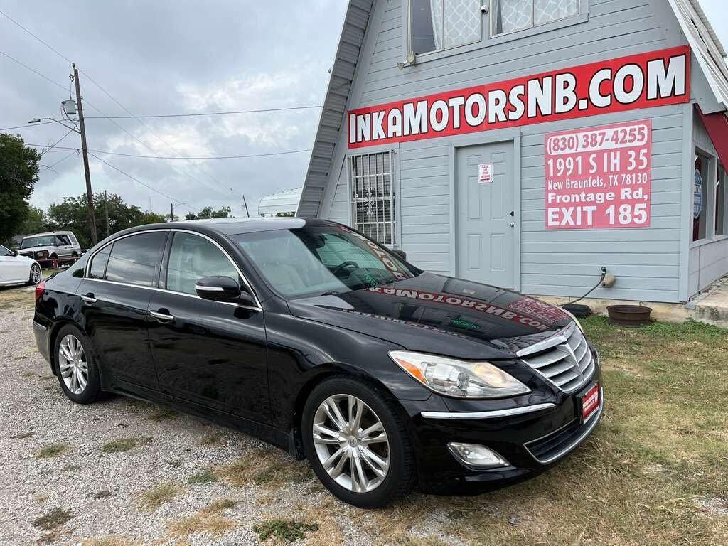 2013 HYUNDAI Genesis