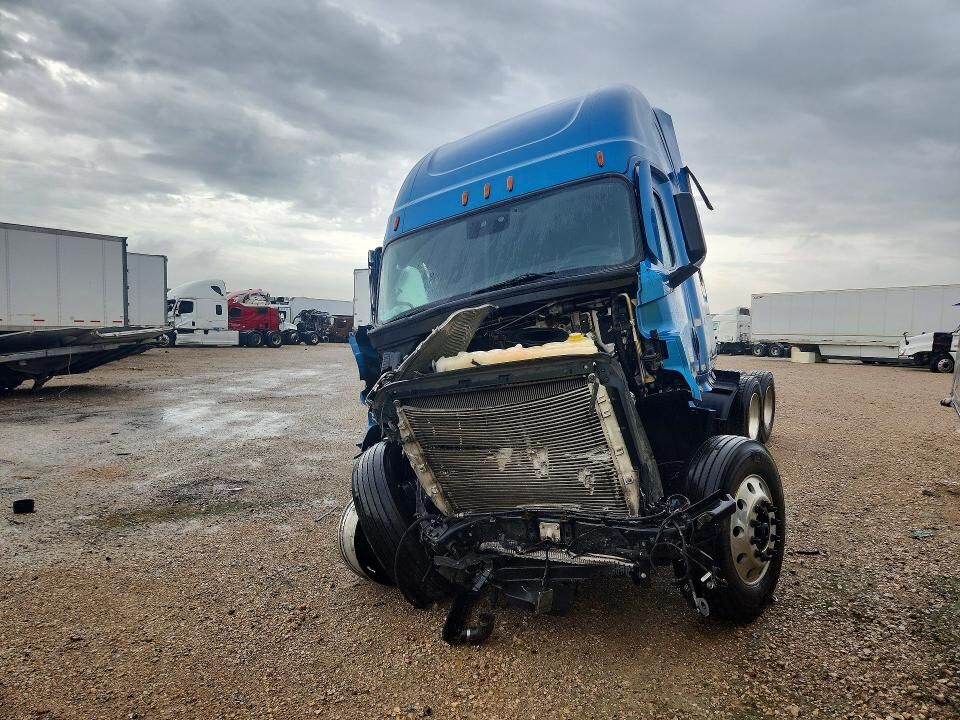 2021 FREIGHTLINER New Cascadia 126" Sleepercab