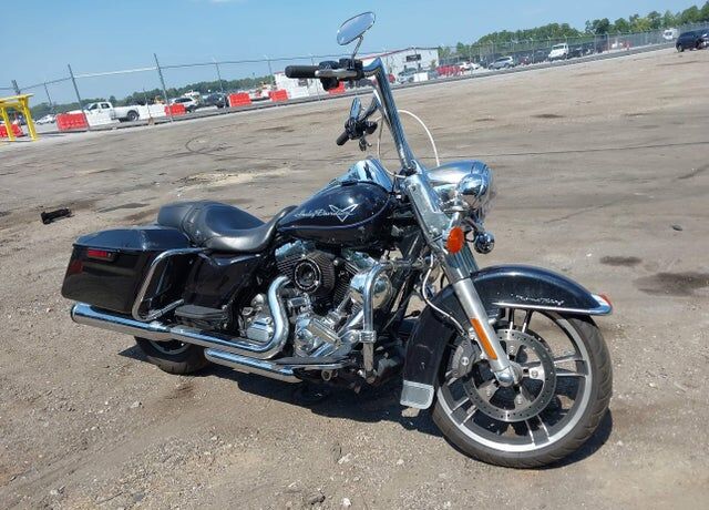 2012 HARLEY DAVIDSON Road King 103