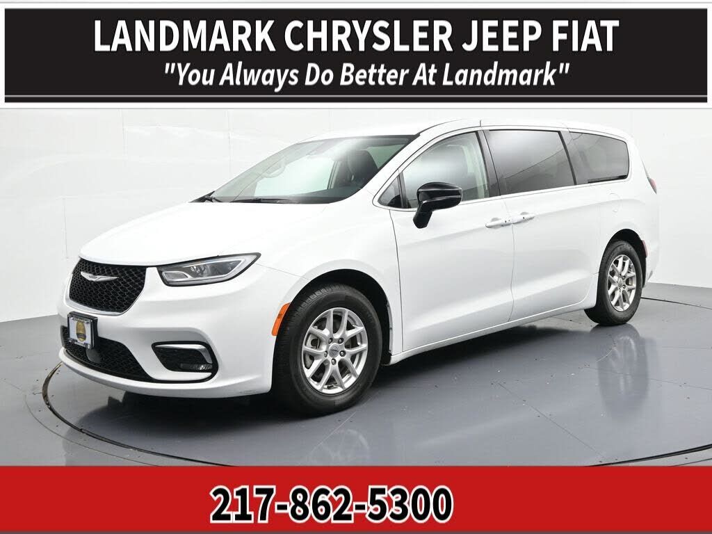 2024 CHRYSLER Pacifica
