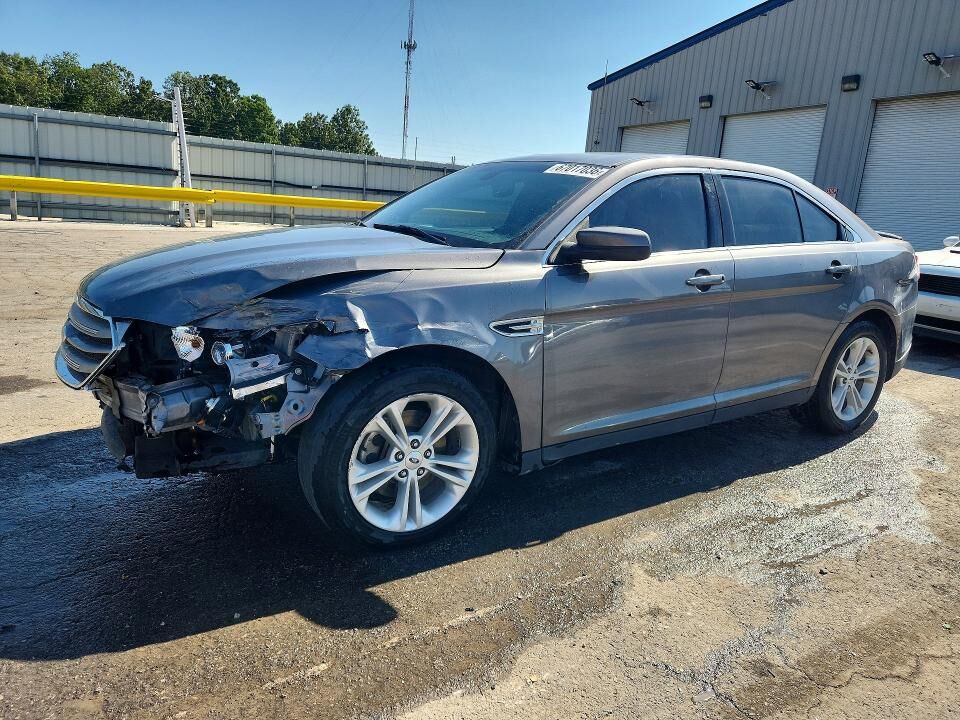 2013 FORD Taurus