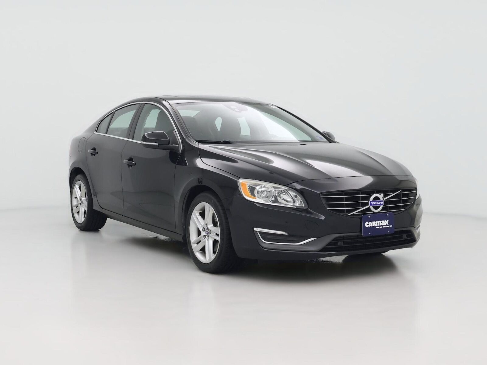 2015 VOLVO S60