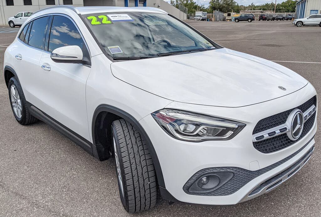 2022 MERCEDES-BENZ GLA-Class