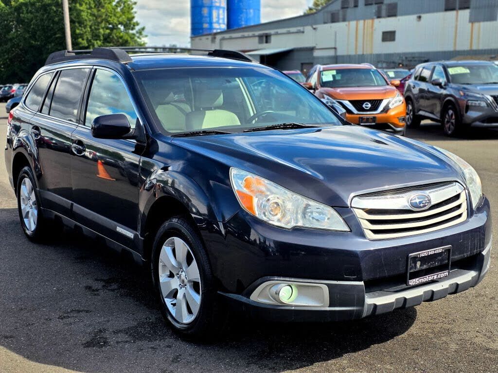 2012 SUBARU Outback