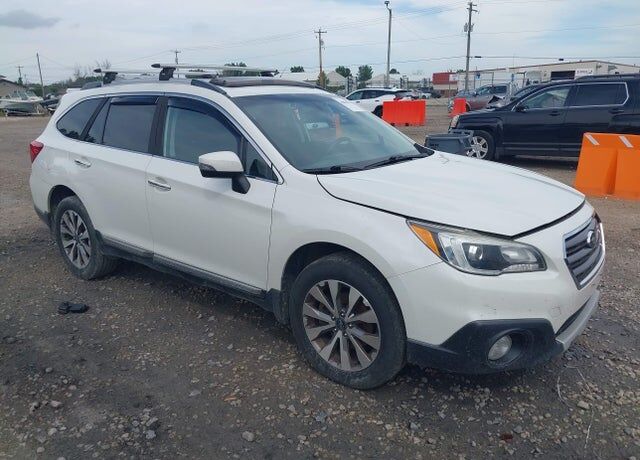 2017 SUBARU Outback