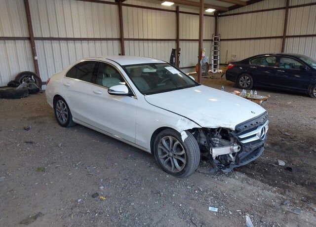 2016 MERCEDES-BENZ C-Class