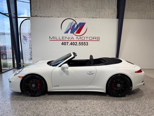 2015 PORSCHE 911
