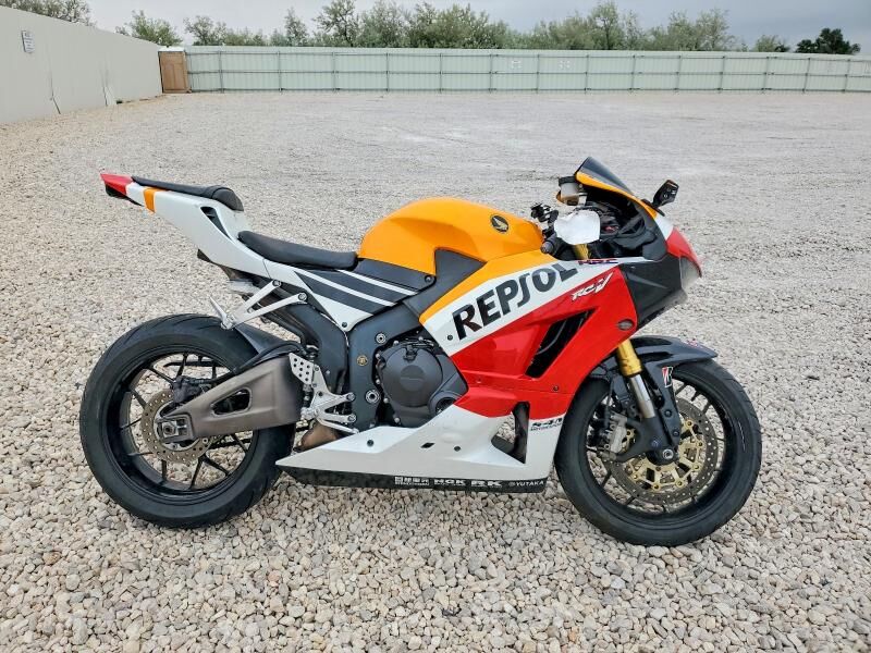 2017 HONDA CB