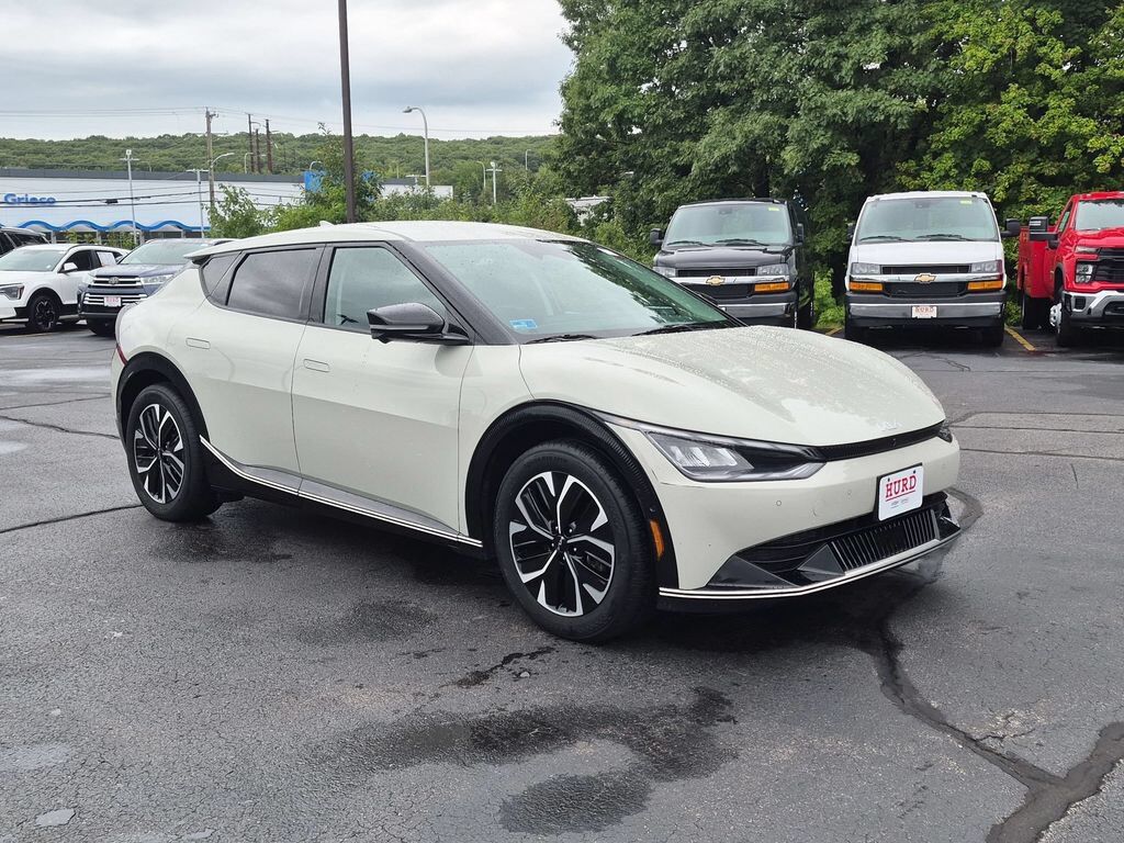 2023 KIA EV6
