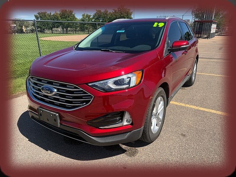 2019 FORD Edge