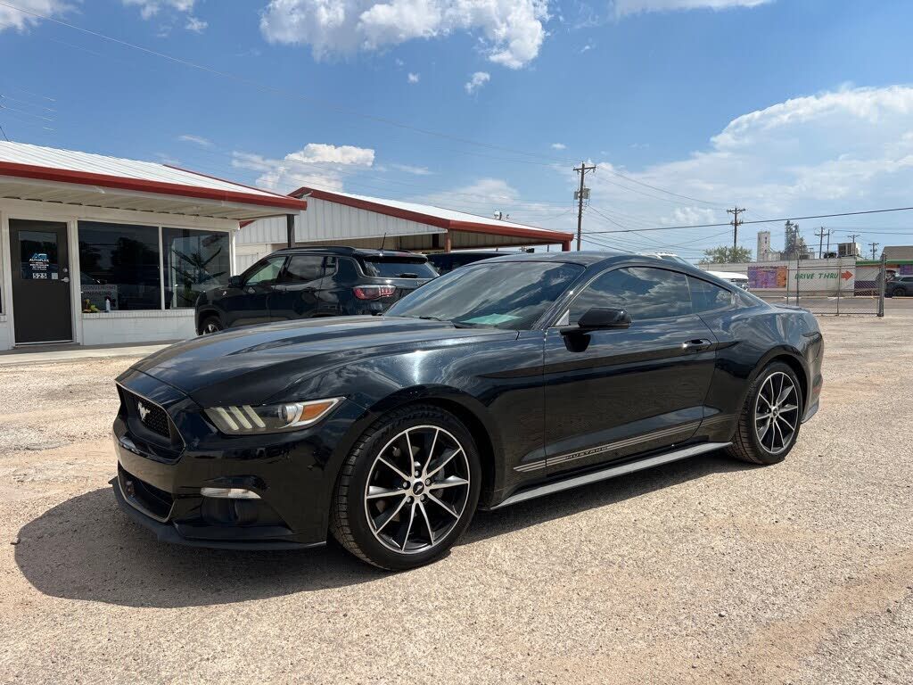 2017 FORD Mustang