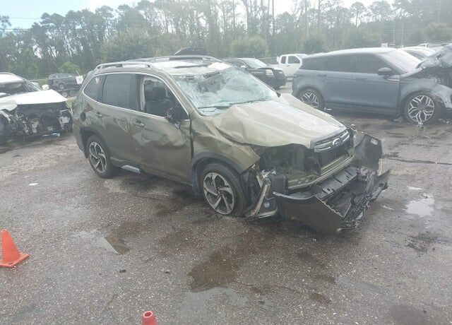 2022 SUBARU Forester