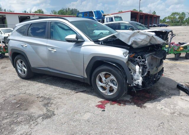 2022 HYUNDAI Tucson