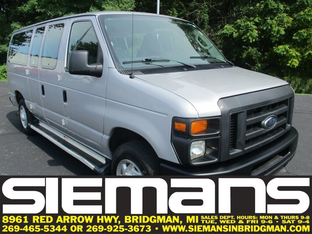 2013 FORD E-150