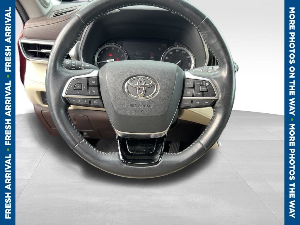 2020 TOYOTA Highlander