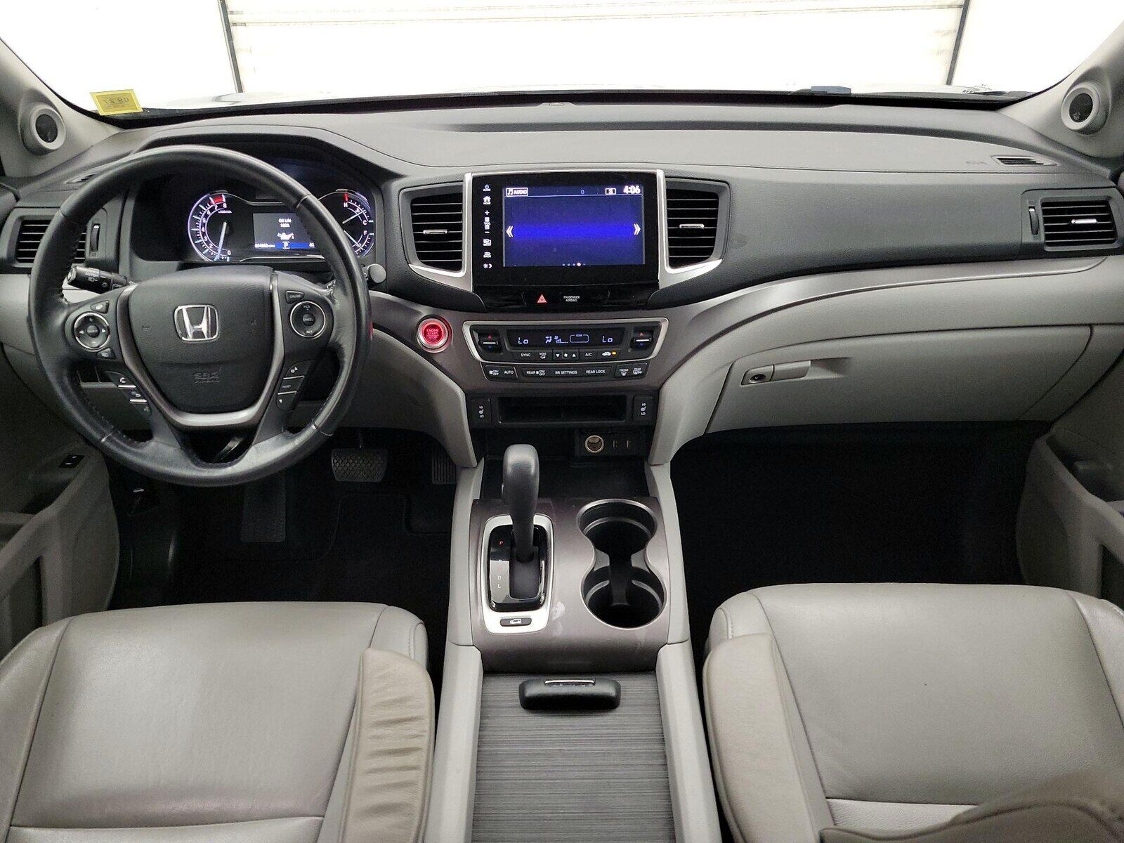 2017 HONDA Pilot