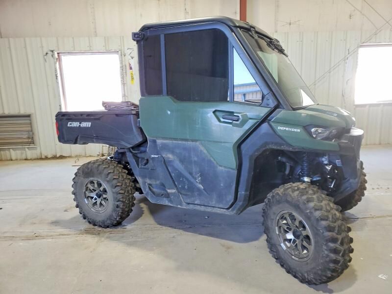 2024 CAN-AM Defender/Traxter