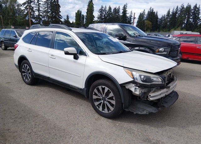 2016 SUBARU Outback