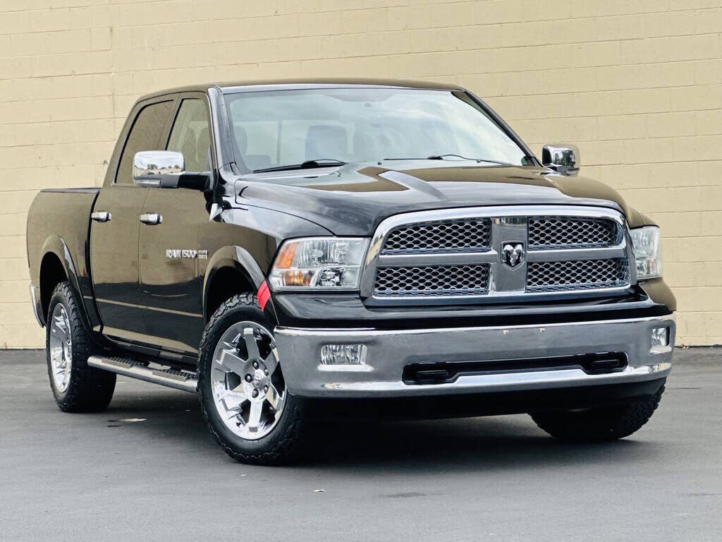 2012 DODGE Ram