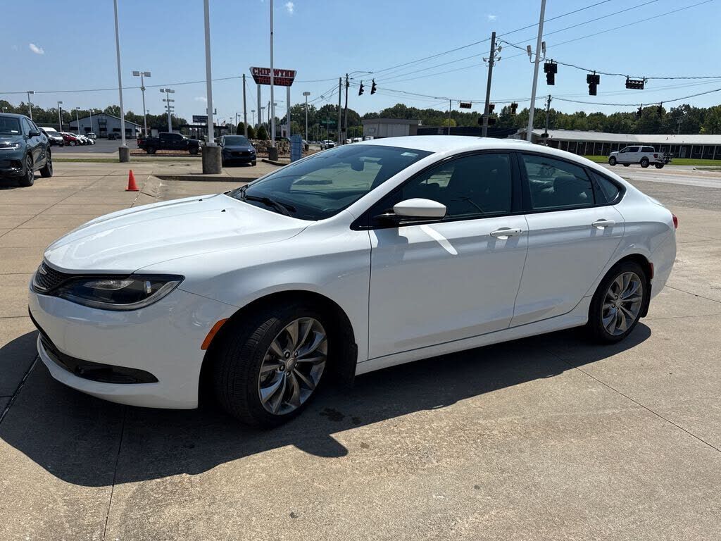 2015 CHRYSLER 200