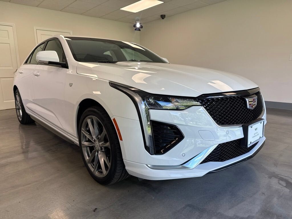 2025 CADILLAC CT4
