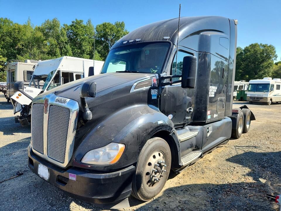 2022 KENWORTH T680