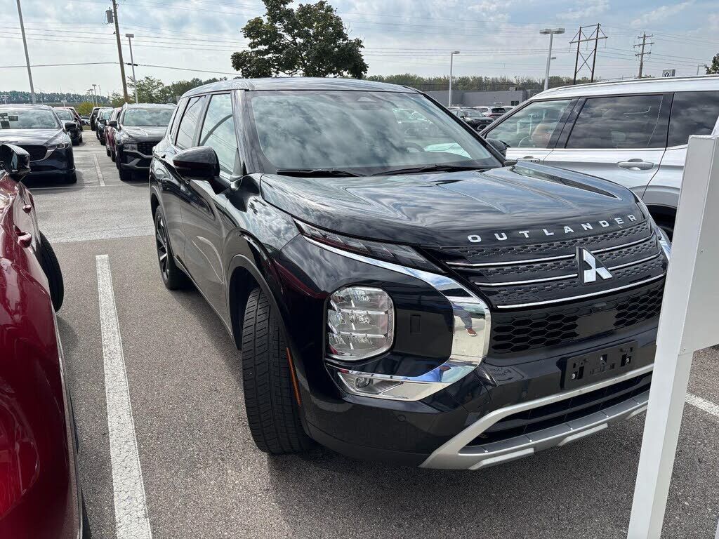 2023 MITSUBISHI Outlander