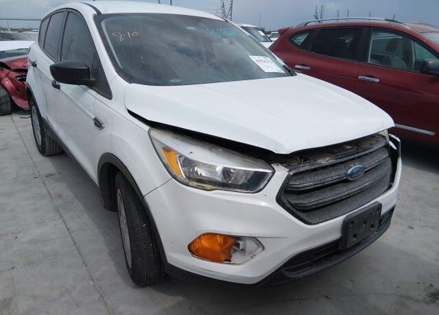 2017 FORD Escape
