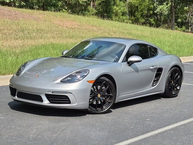 2024 PORSCHE 718