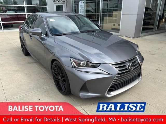 2018 LEXUS IS