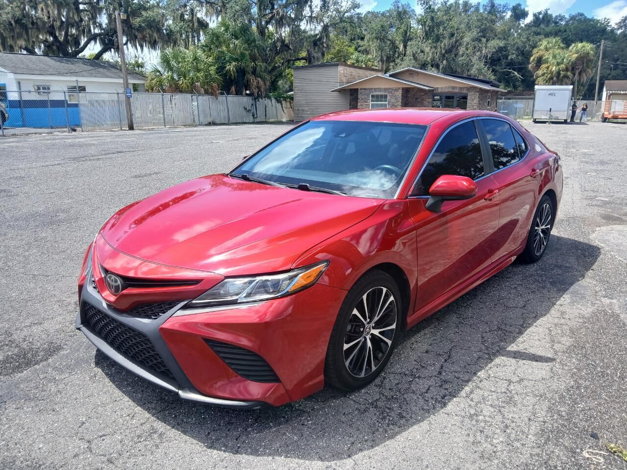 2020 TOYOTA Camry
