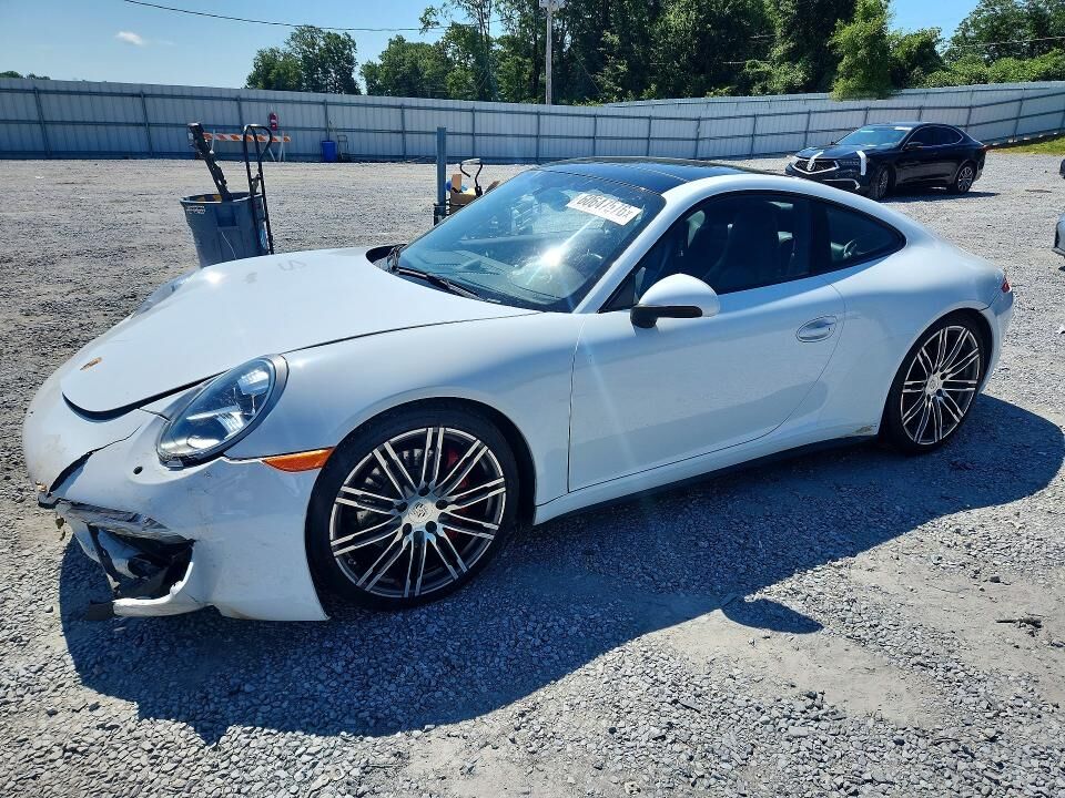 2015 PORSCHE 911