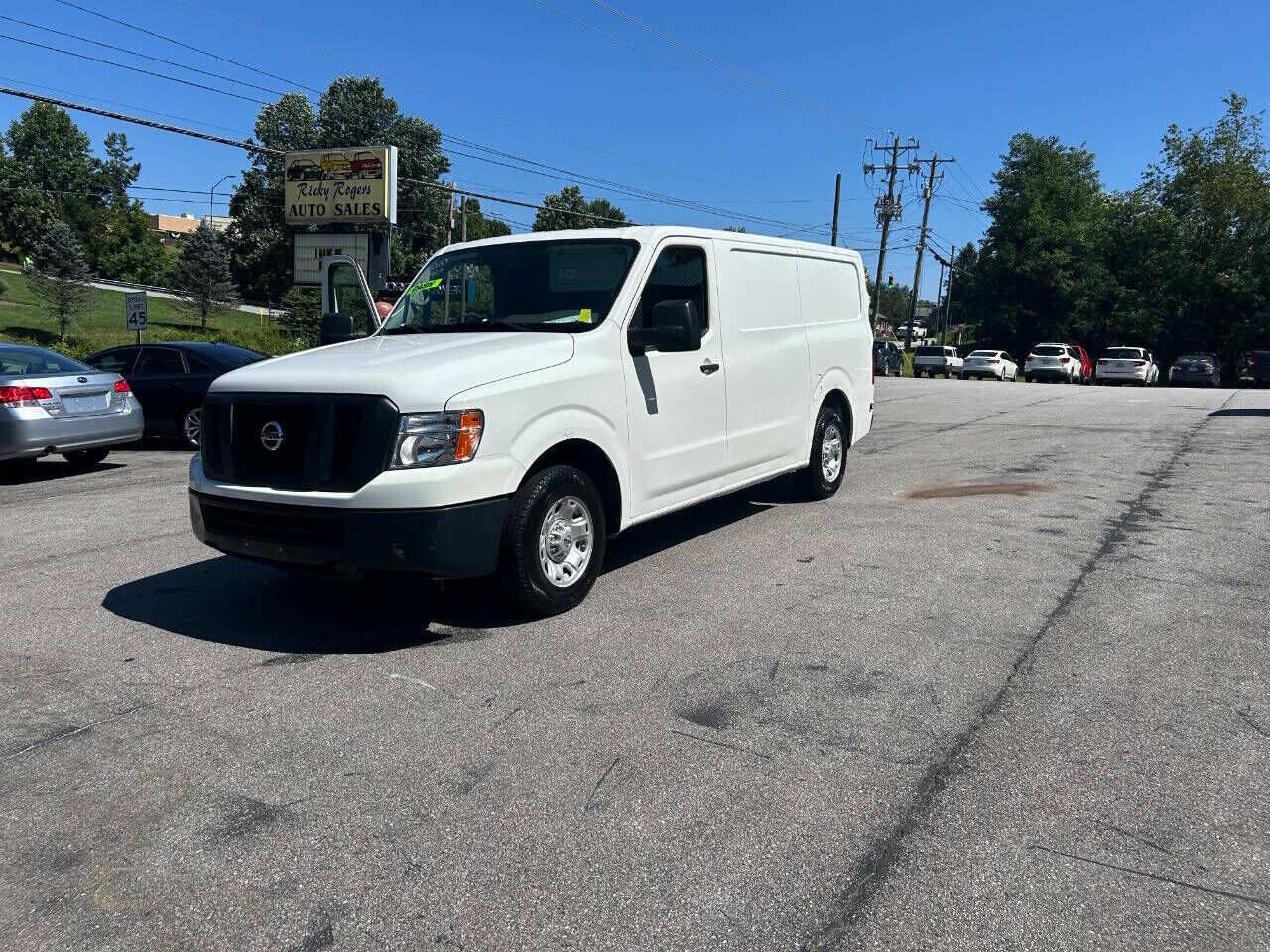 2020 NISSAN NV