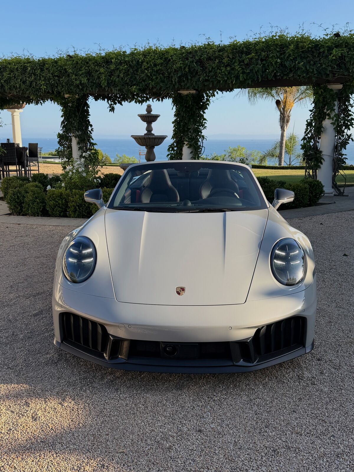 2025 PORSCHE 911