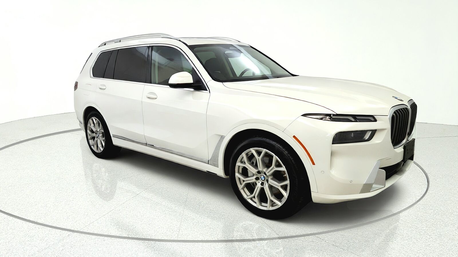 2023 BMW X7