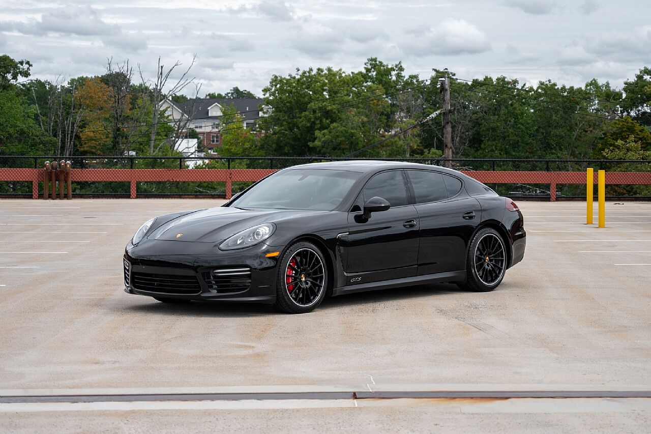 2015 PORSCHE Panamera
