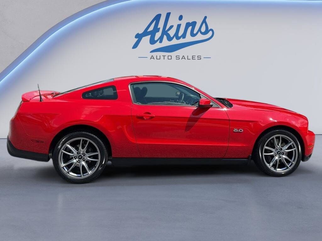 2011 FORD Mustang