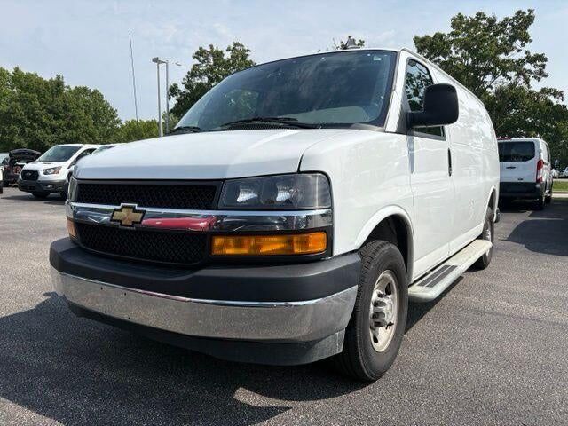 2025 CHEVROLET Express