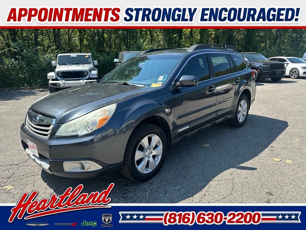 2011 SUBARU Outback