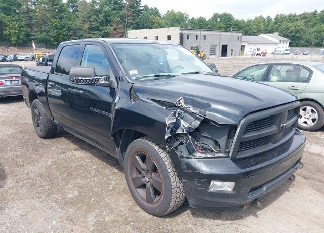 2012 DODGE Ram