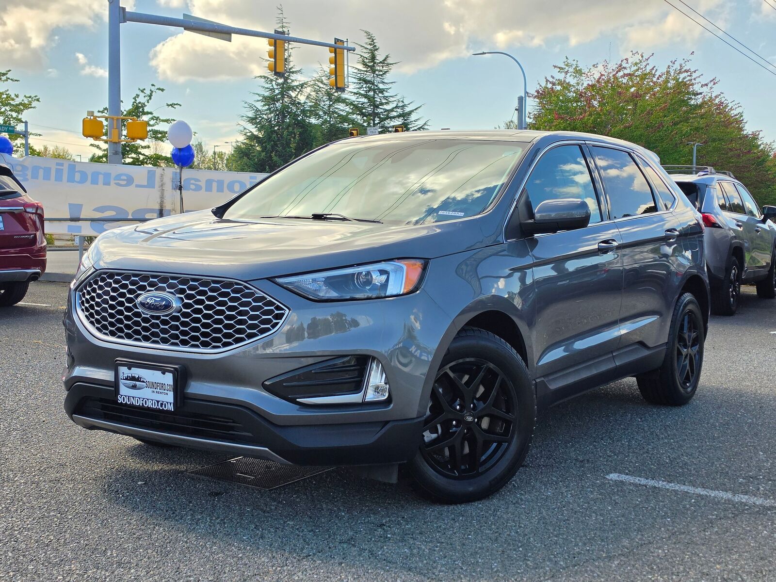 2023 FORD Edge