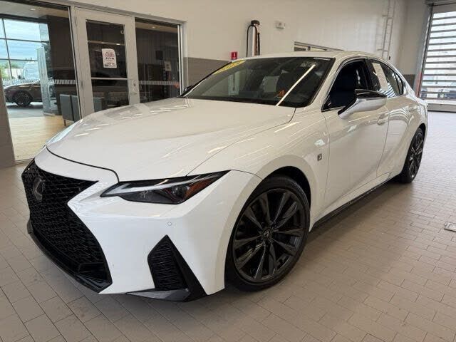 2023 LEXUS IS