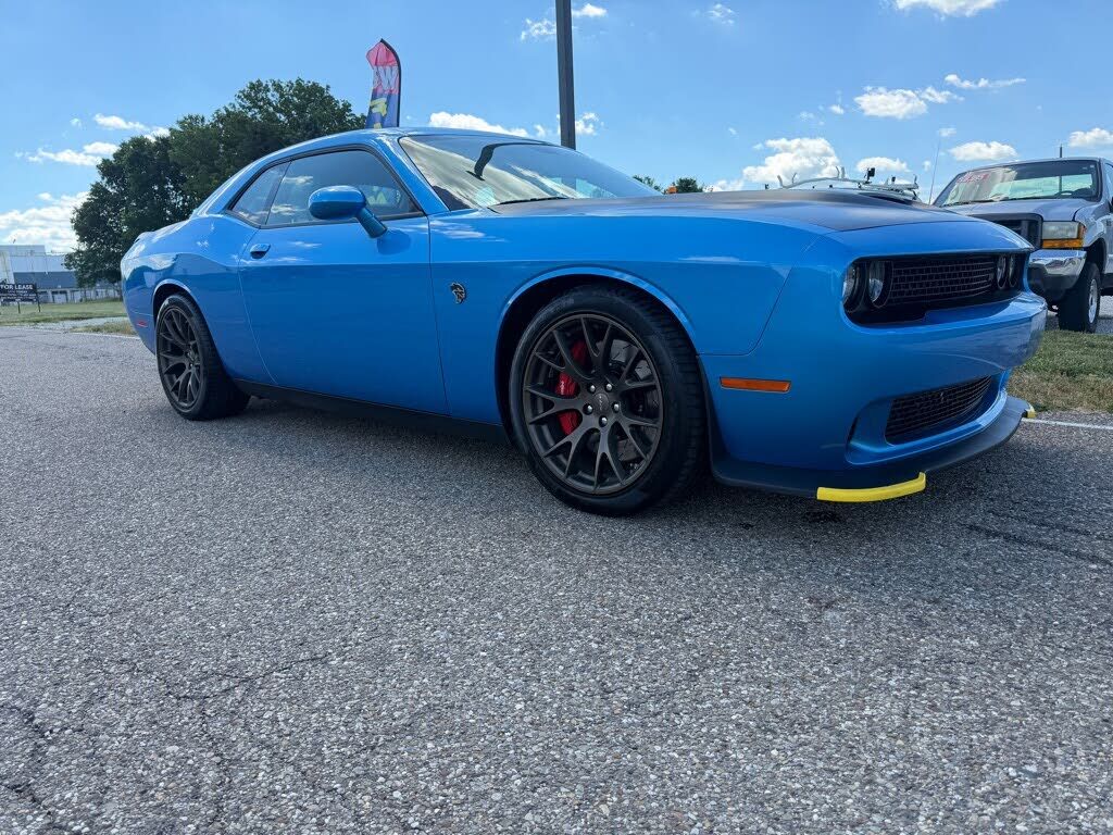 2016 DODGE Challenger