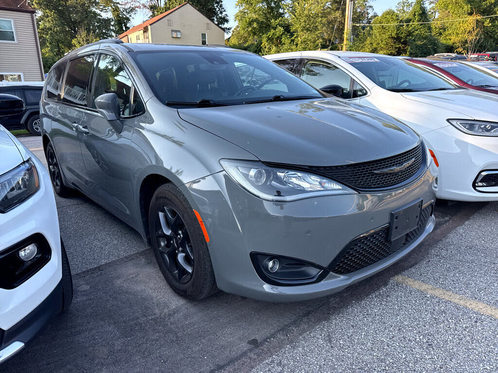 2020 CHRYSLER Pacifica